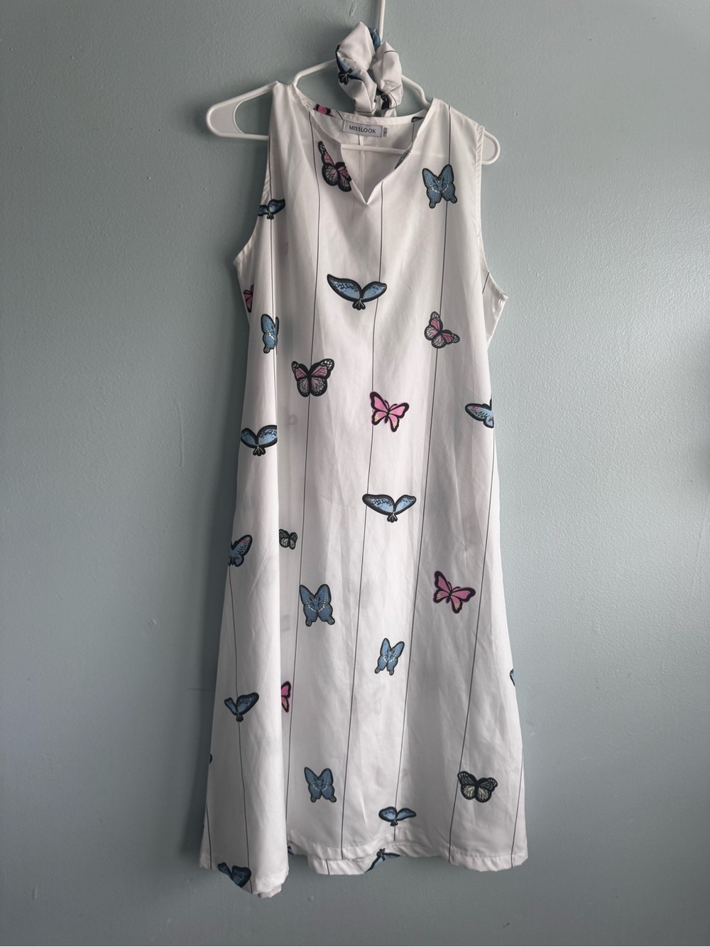 MISSLOOK White Midi Dress with Blue and Pink Butterfly Print